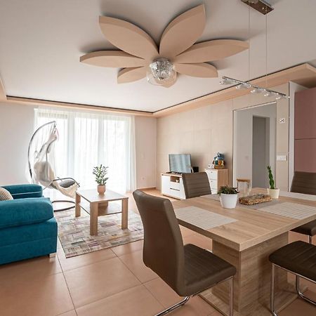 Roze Blue Design Apartments Csopak Exterior photo